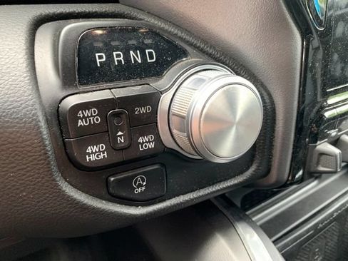 Used 2023 RAM 1500 Laramie AWD/4WD image 9