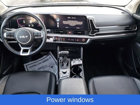 Used 2024 Kia Sportage EX image 11