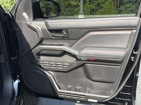 Used 2025 Toyota Tacoma TRD Pro AWD/4WD image 14