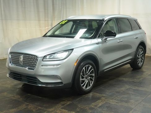 Used 2022 Lincoln Corsair AWD w/ Equipment Group 101A image 2