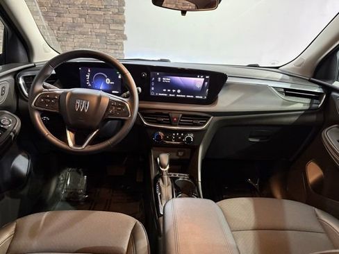 Used 2025 Buick Encore GX Preferred image 26