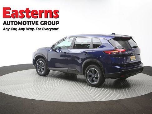 Used 2024 Nissan Rogue SV AWD/4WD image 63
