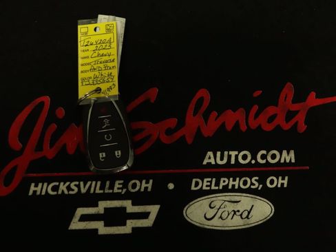 Used 2023 Chevrolet Traverse Premier w/ Redline Edition AWD/4WD image 5