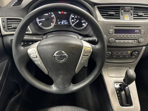Used 2014 Nissan Sentra SV image 13