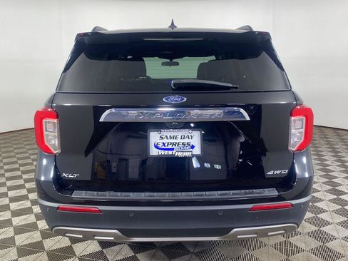 Used 2023 Ford Explorer XLT w/ Equipment Group 202A AWD/4WD image 24