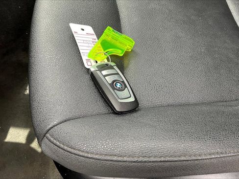 Used 2011 BMW X3 xDrive28i image 11