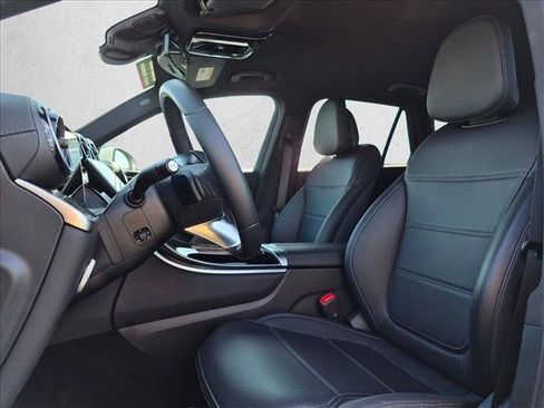 Certified 2025 Mercedes-Benz GLC 300 4MATIC image 16