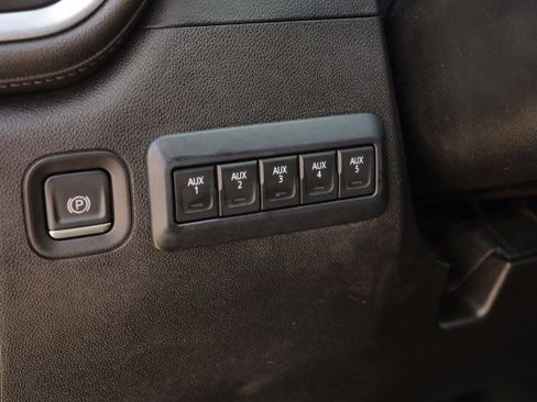 Used 2022 Chevrolet Silverado 3500 LT w/ Convenience Package image 29