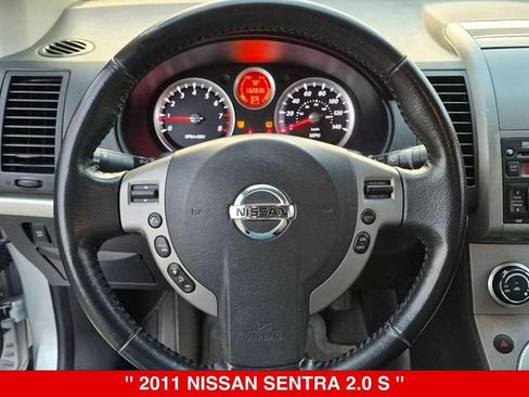 Used 2011 Nissan Sentra 2.0 S w/ Convenience Pkg FWD image 18