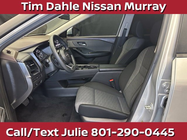 Used 2023 Nissan Rogue SV AWD/4WD image 21