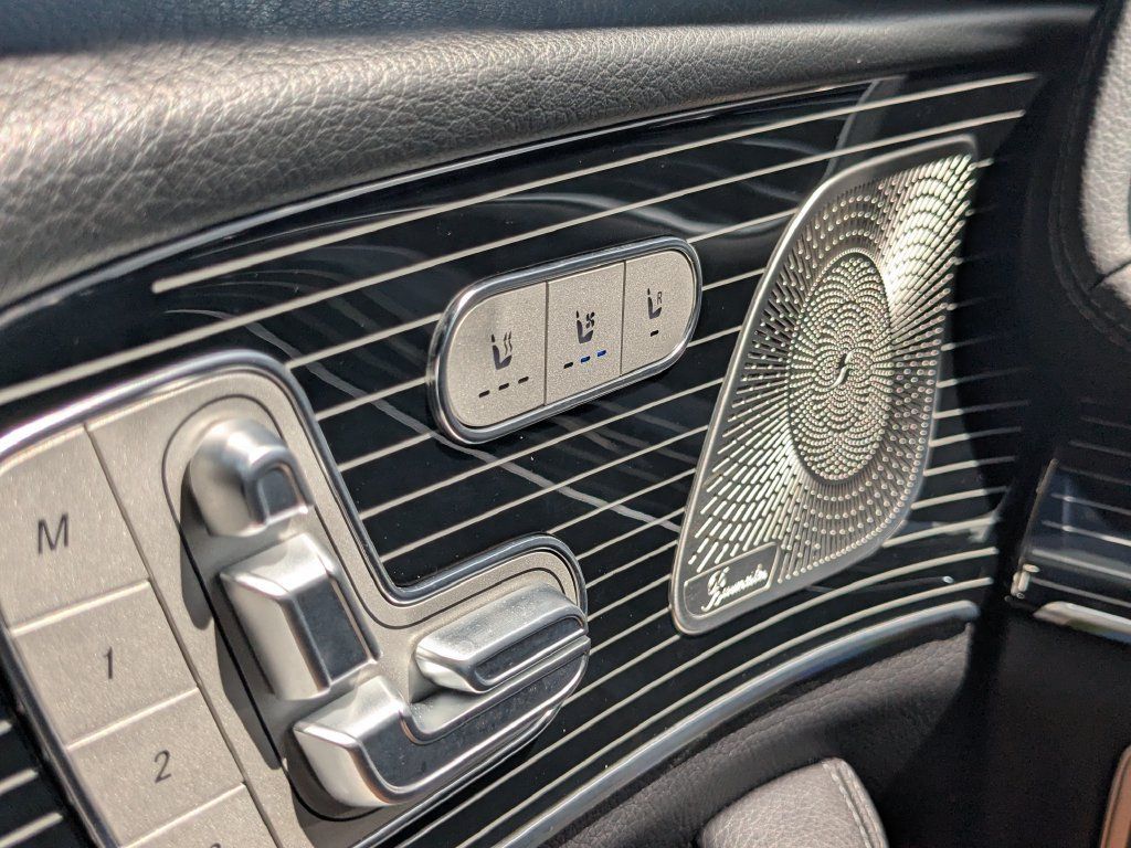 Certified 2025 Mercedes-Benz GLS 580 4MATIC image 11