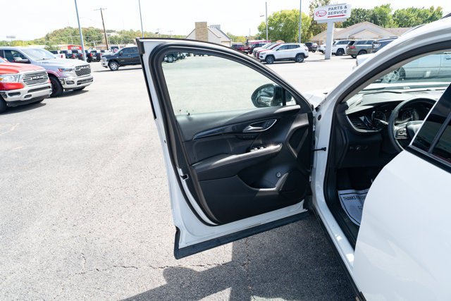 Used 2023 Buick Envision Essence w/ Sport Touring Package FWD image 12