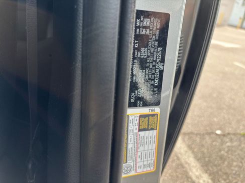 Used 2025 Kia Soul LX w/ LX Technology Package FWD image 28