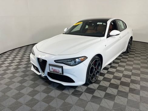 Used 2023 Alfa Romeo Giulia Ti w/ Active Assist Plus Package AWD/4WD image 3