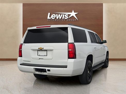 Used 2020 Chevrolet Suburban LT image 4