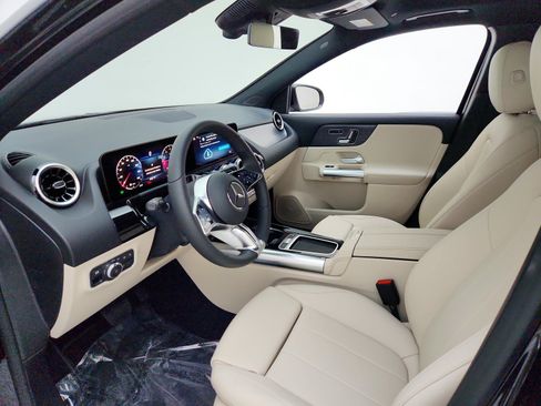 New 2026 Mercedes-Benz GLA 250 image 16