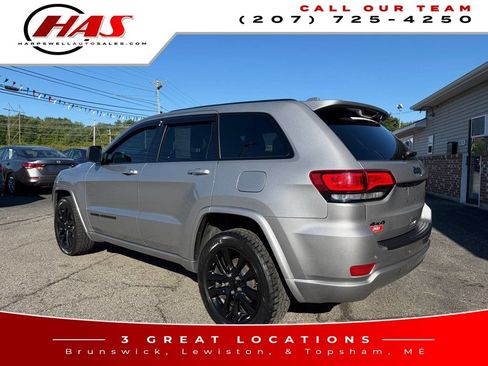 Used 2020 Jeep Grand Cherokee Altitude AWD/4WD image 4