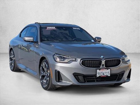 Used 2025 BMW 230i Coupe w/ Premium Package RWD image 3