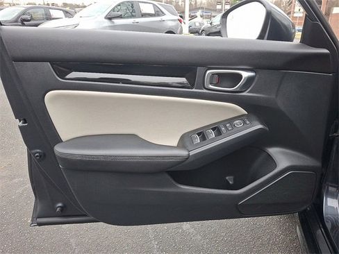 Used 2022 Honda Civic Sport Touring image 12