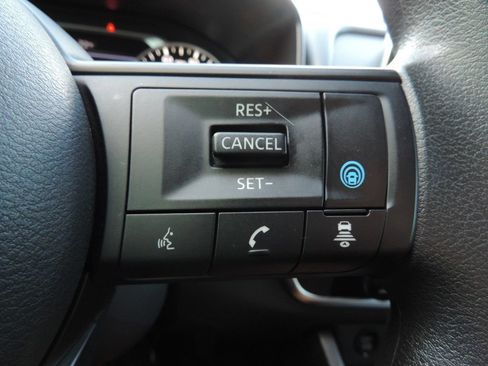 Certified 2024 Nissan Rogue SV AWD/4WD image 28