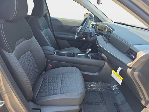New 2027 Nissan Kicks SV w/ Cold Weather Package FWD image 10
