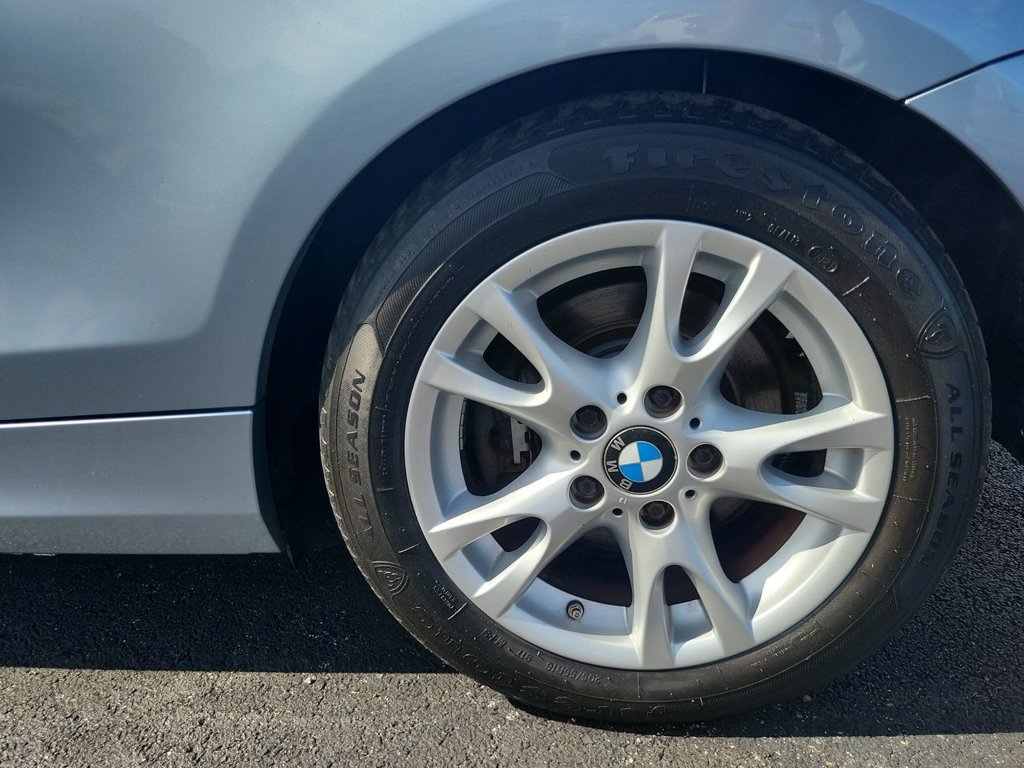 Used 2009 BMW 128i Convertible RWD image 30