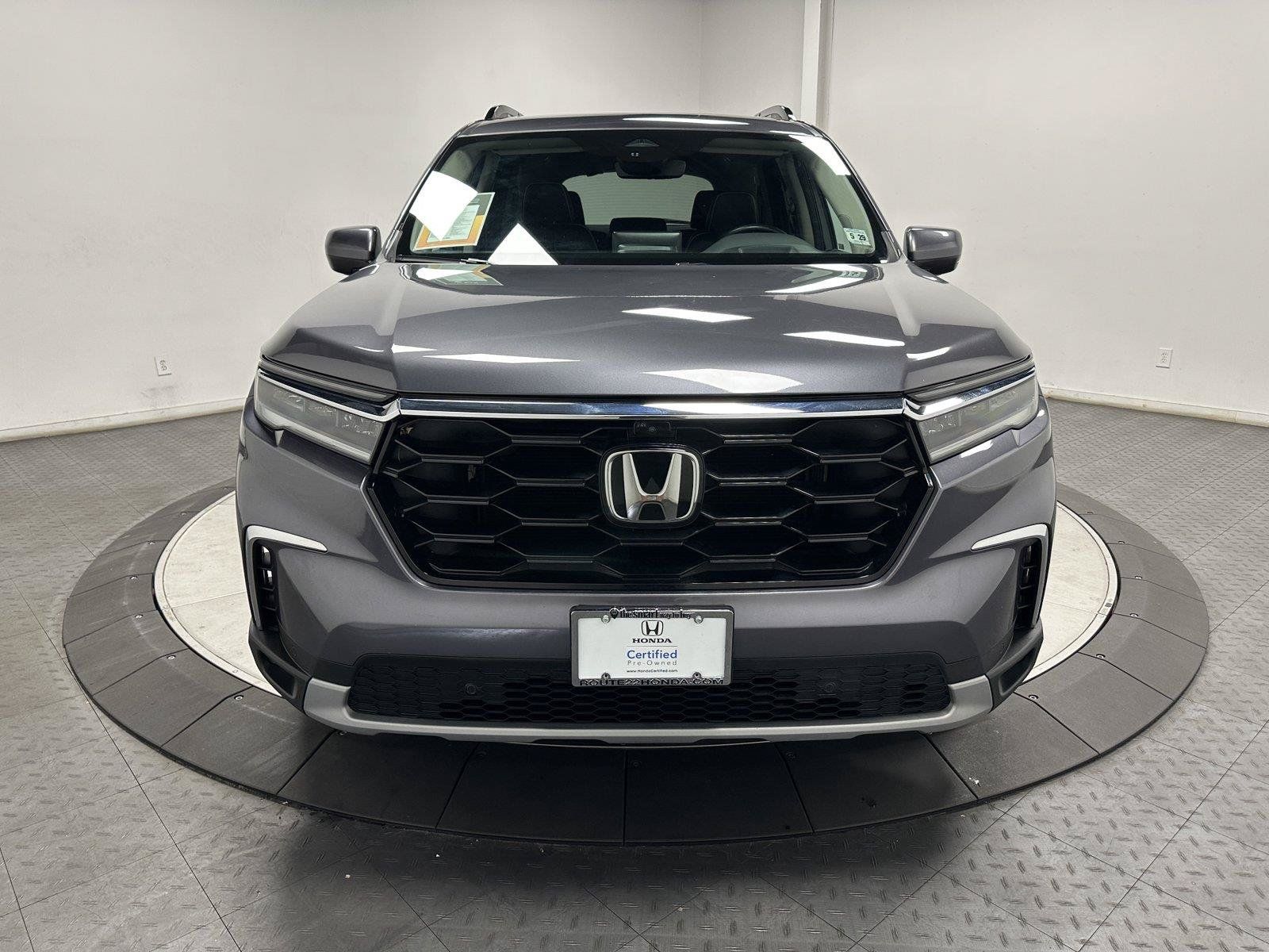 Certified 2024 Honda Pilot Elite image 4