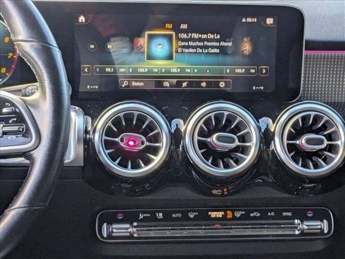 Used 2021 Mercedes-Benz GLB 250 image 13
