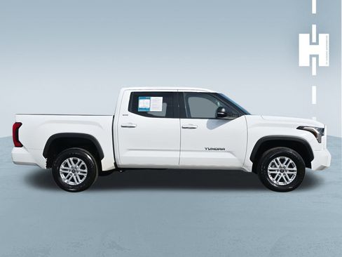 Used 2023 Toyota Tundra SR5 w/ SR5 Premium Package image 2