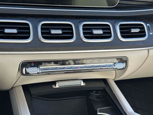 Used 2022 Mercedes-Benz GLE 350 4MATIC image 36