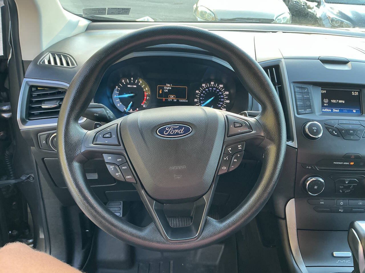 Used 2017 Ford Edge SE w/ Cargo Accessory Package AWD/4WD image 18