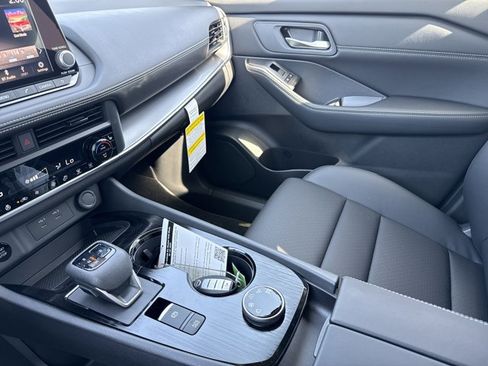 New 2026 Nissan Rogue SV AWD/4WD image 20