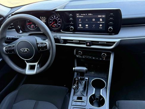 Used 2021 Kia K5 LXS FWD image 12