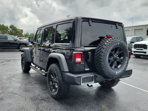 Used 2023 Jeep Wrangler Unlimited Sport AWD/4WD image 8