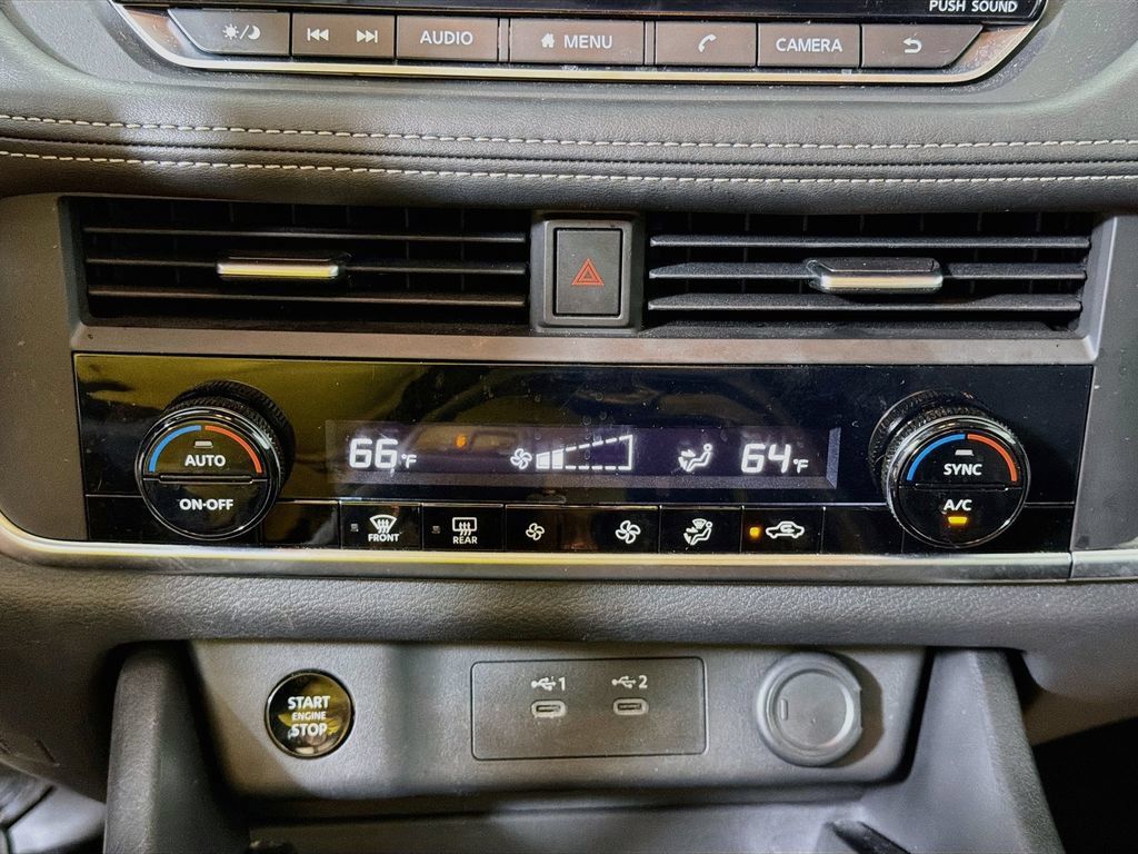 Used 2025 Nissan Rogue SV AWD/4WD image 17