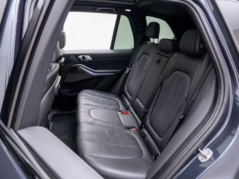 Used 2022 BMW X5 M50i w/ Premium Package AWD/4WD image 18