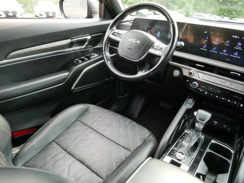 Certified 2024 Kia Telluride EX X-Line AWD/4WD image 9