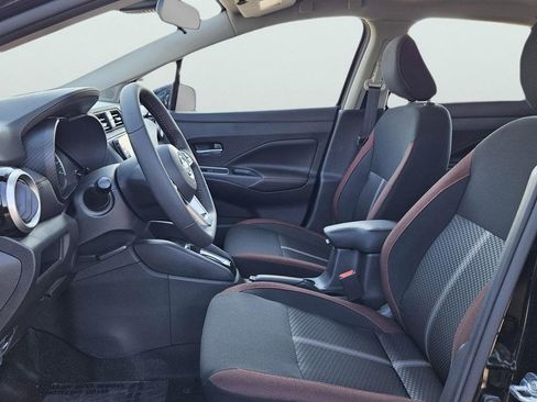 New 2025 Nissan Versa SR w/ Trunk Package image 10