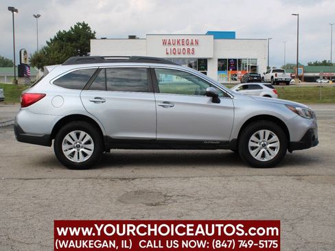 Used 2018 Subaru Outback 2.5i Premium image 4