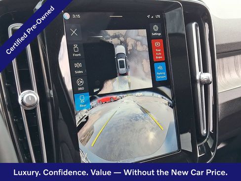 Certified 2024 Volvo XC40 B5 Plus w/ Protection Package Premier AWD/4WD image 19