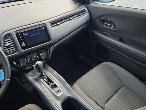 Used 2022 Honda HR-V Sport image 26