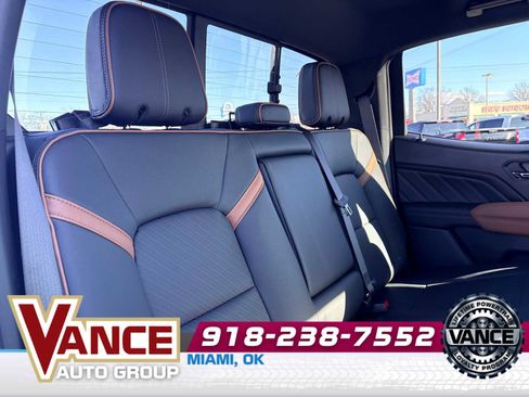 Used 2026 GMC Canyon AT4 w/ AT4 Premium Package image 18