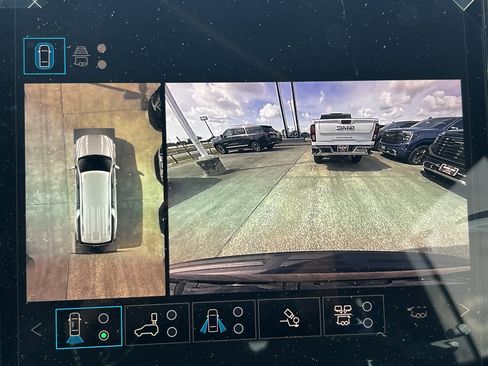 New 2026 GMC Yukon XL Denali w/ Denali Reserve Package image 19