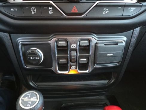 Used 2021 Jeep Wrangler Unlimited Islander w/ Uconnect 4C Nav & Sound Group image 57