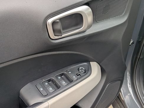 New 2026 Hyundai Venue SEL FWD image 16