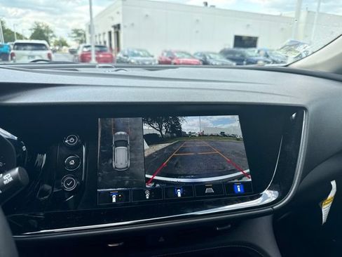 Used 2022 Buick Envision Avenir w/ Technology Package II AWD/4WD image 19