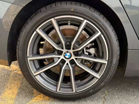 Used 2019 BMW 330i Sedan RWD image 10