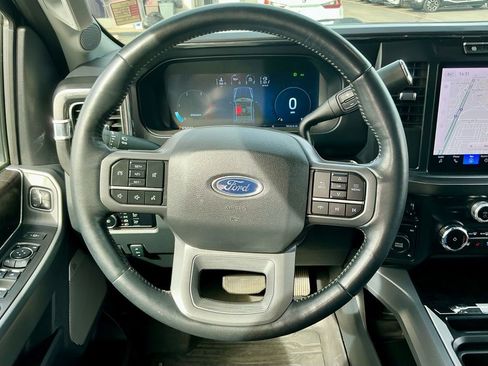 Used 2024 Ford F350 Lariat w/ FX4 Off-Road Package image 37