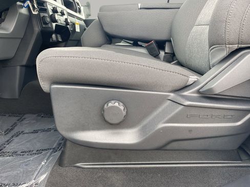Used 2026 Ford F350 Lariat AWD/4WD image 19