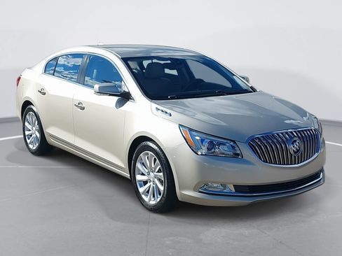 Used 2015 Buick LaCrosse Leather image 3
